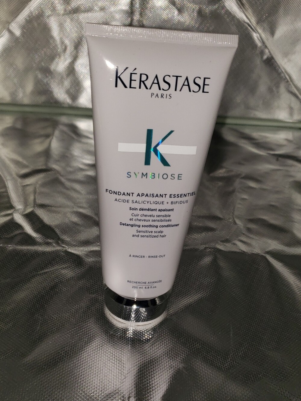 Kerastase Symbiose Fondant Apaisant Essentiel Detangling Conditioner 6.8 oz